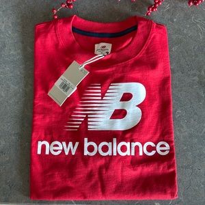 Men’s new balance thirt red medium